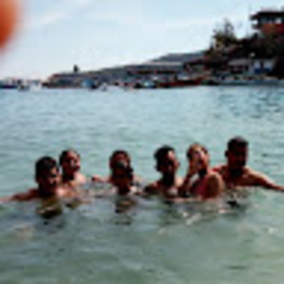 Meet your Posher, Daniela - Picture 1 of 1